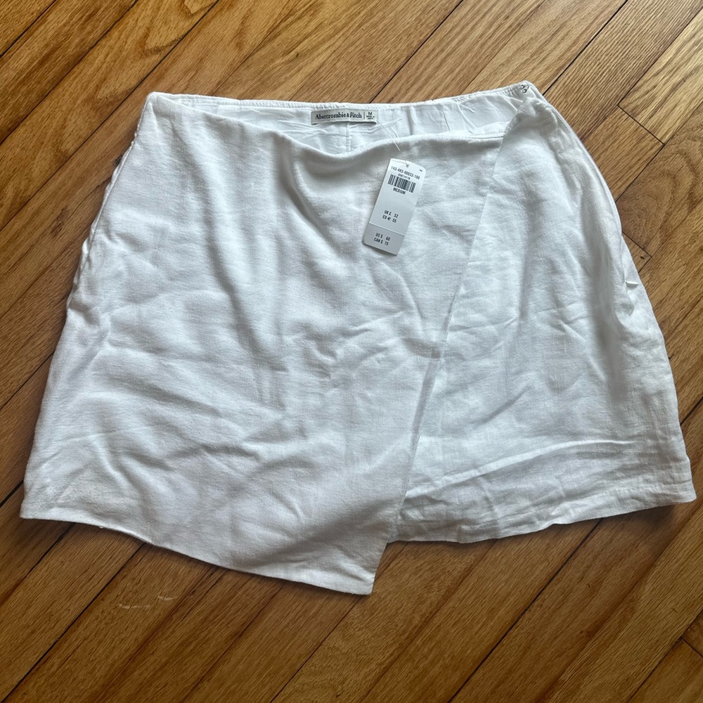 NWT A&F white linen skirt
